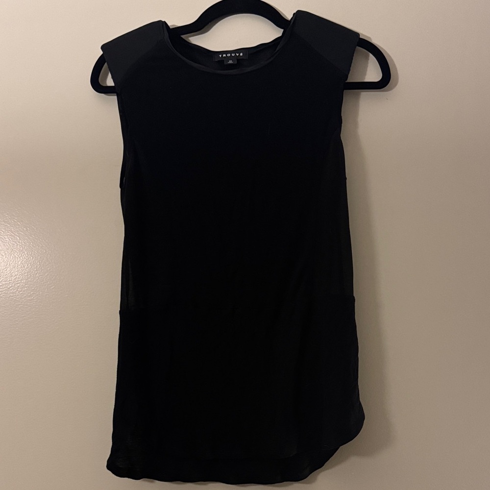 Trouve Black Sleeveless Blouse
